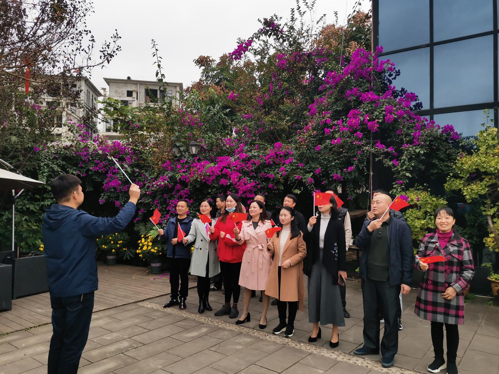 唱歌.jpg 唱歌.jpg