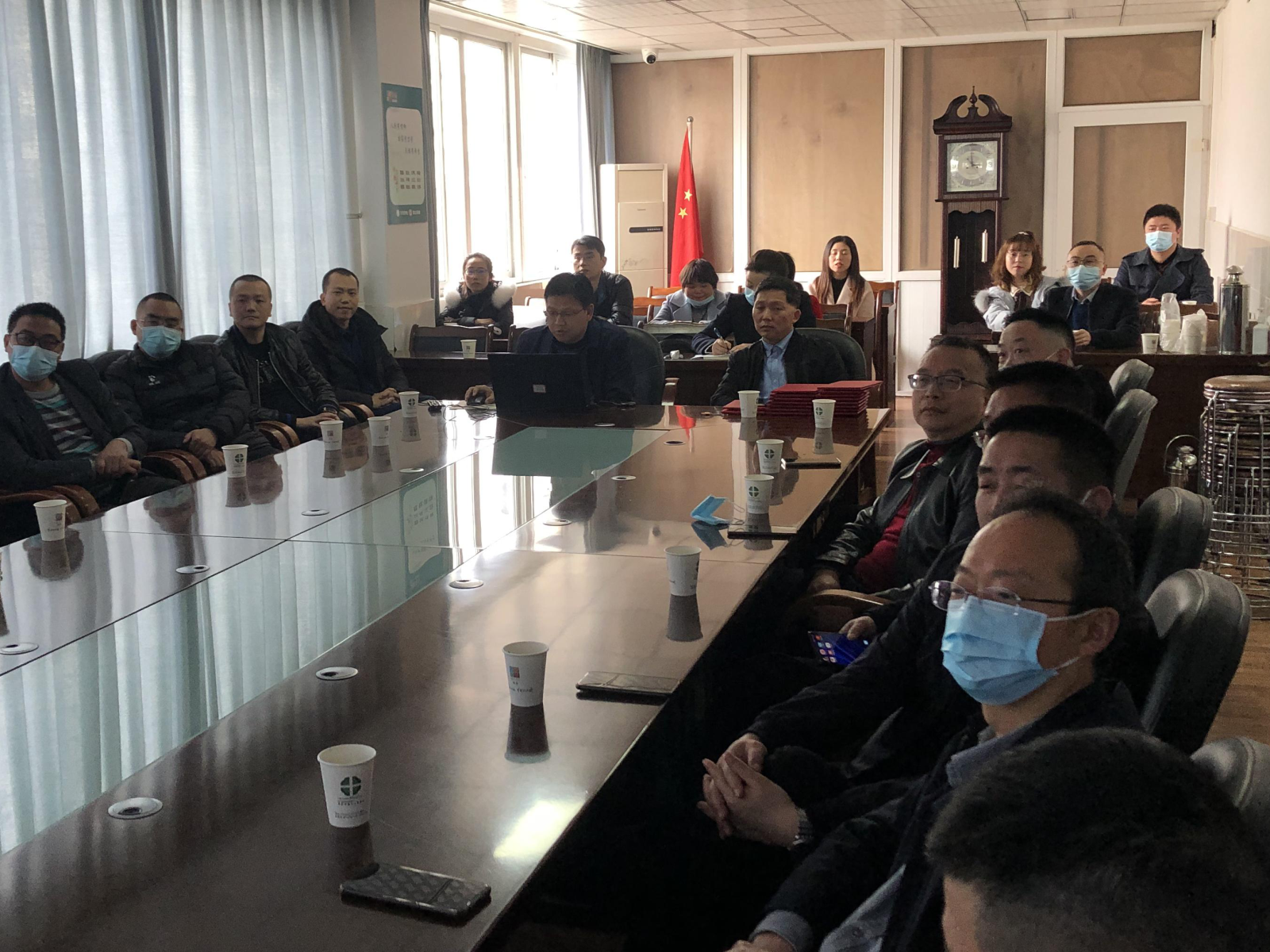 图片2.png 图片2.png