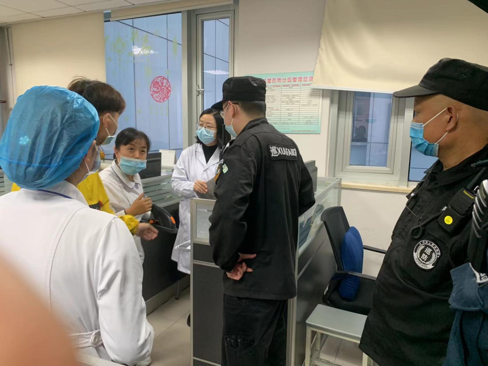 防暴演练图片.jpg 防暴演练图片.jpg