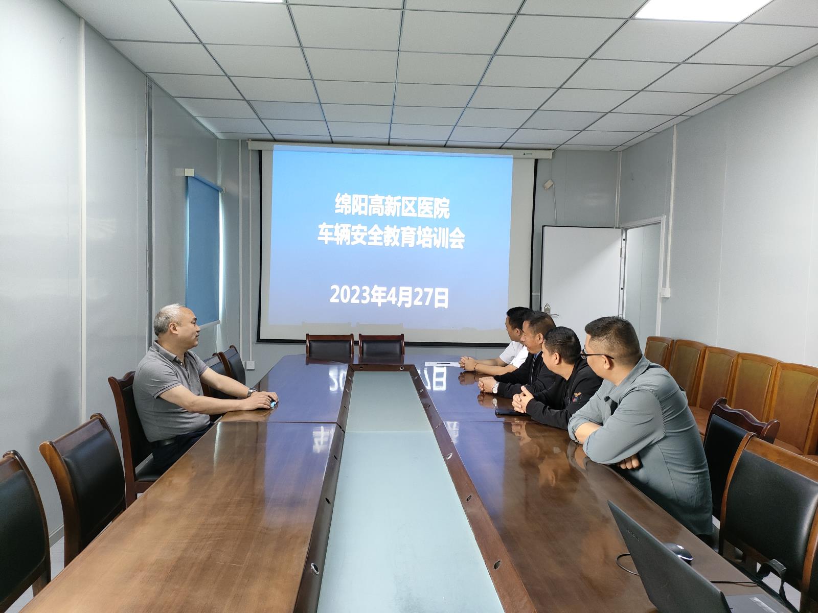 封面.jpg 封面.jpg