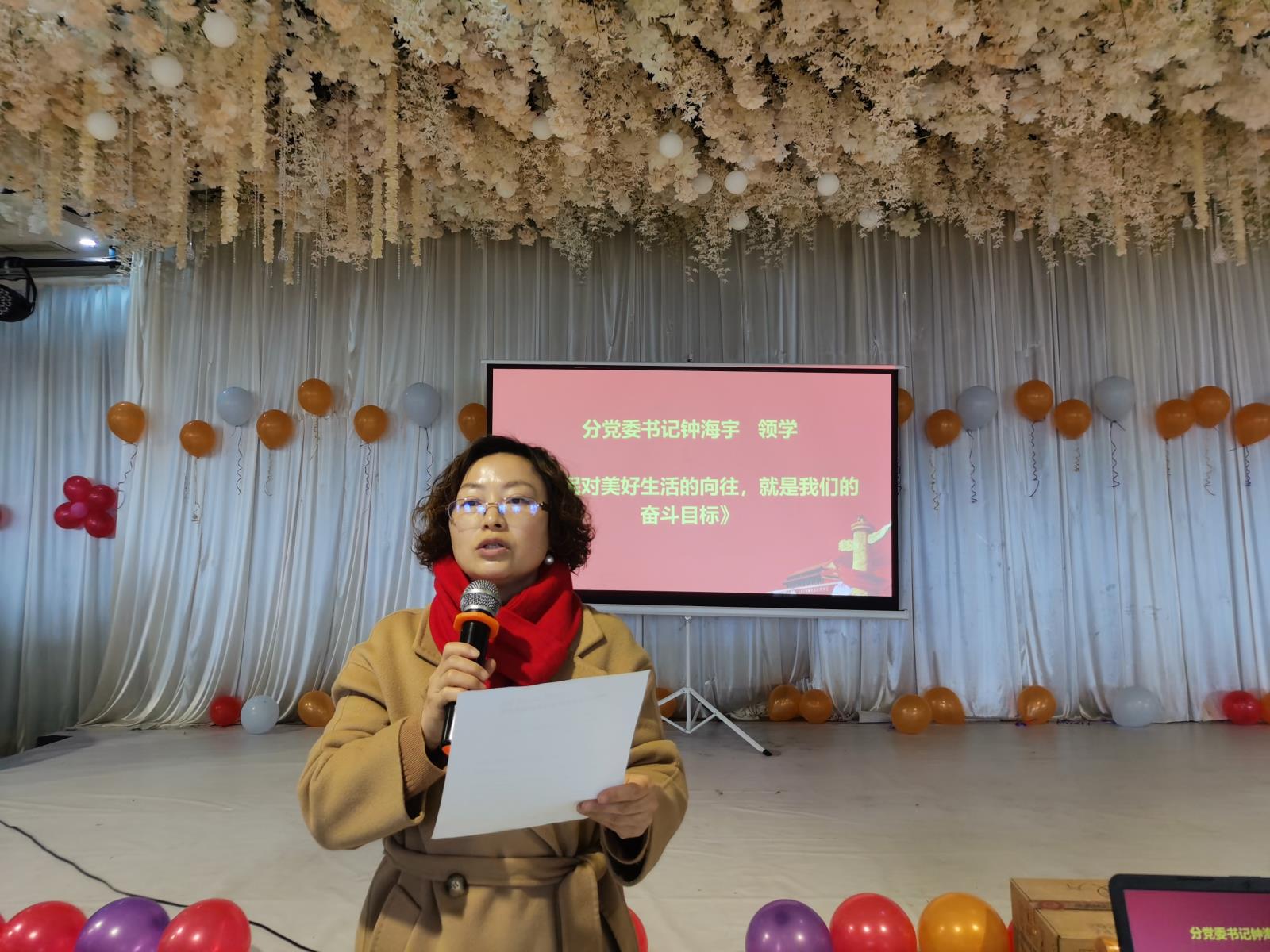 钟海宇.jpg 钟海宇.jpg