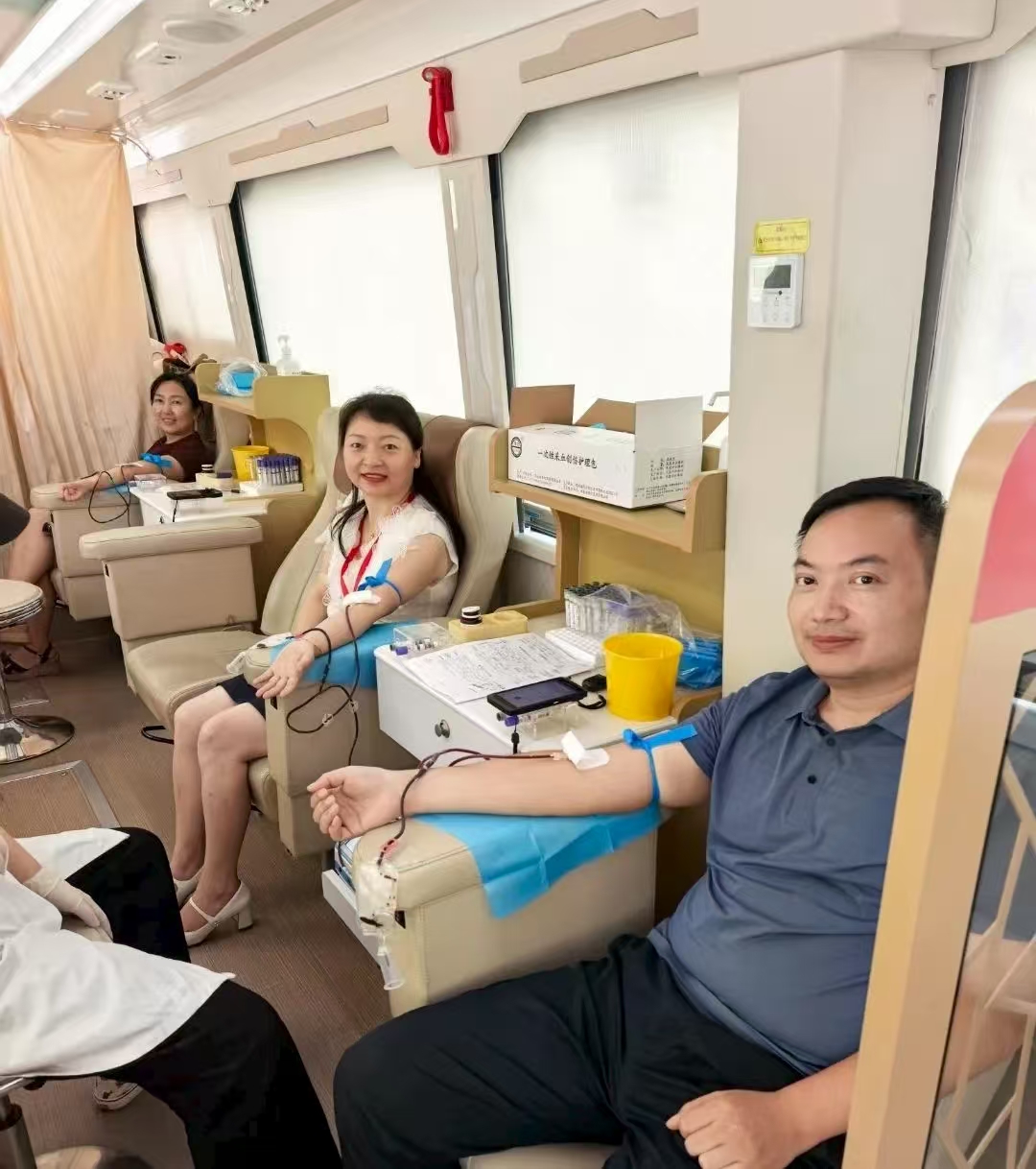 游仙分院：热血践初心 奉献显担当—医院团支部组织开展无偿献血活动