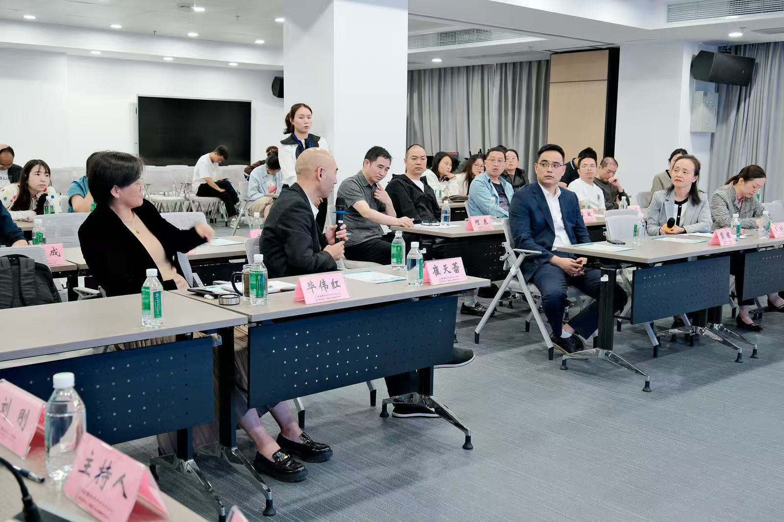 绵阳市游仙区肾病内科质量控制中心会议暨慢性肾脏病诊治进展培训班召开