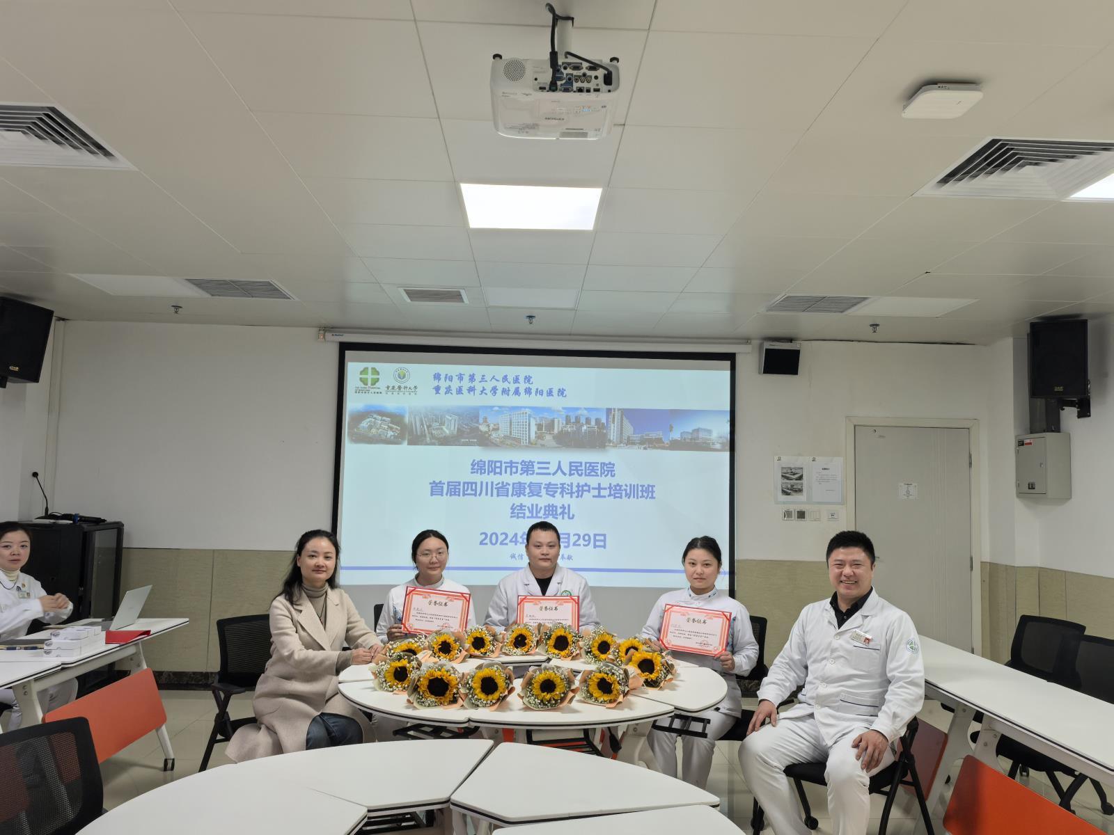aac2218b06dd894f148ae1f90fb2ada.jpg
