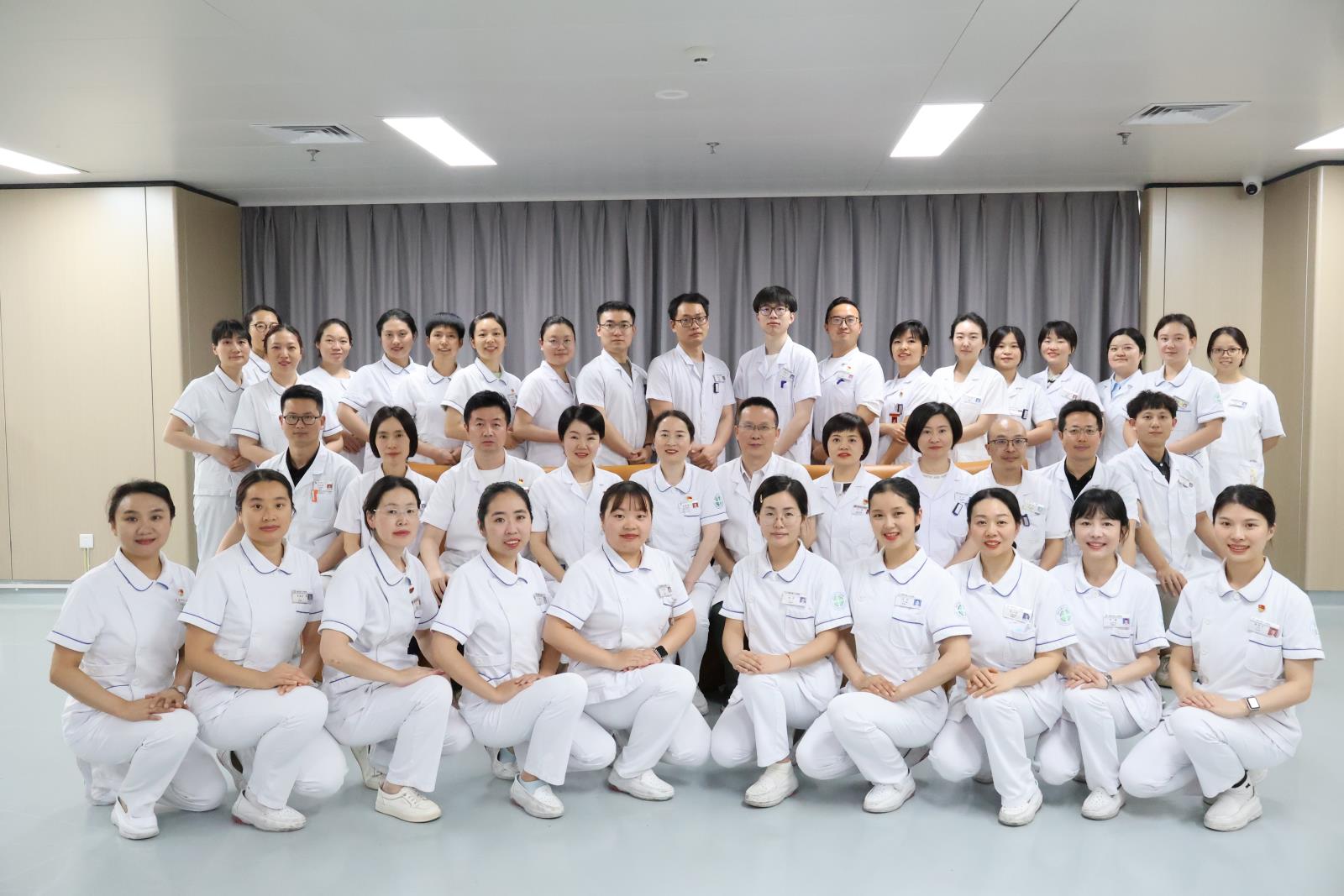 愈见三医⑱ | “亲戚护士”江雪梅：她的倾听，让一位肺癌老人找回了向上生活的生命力